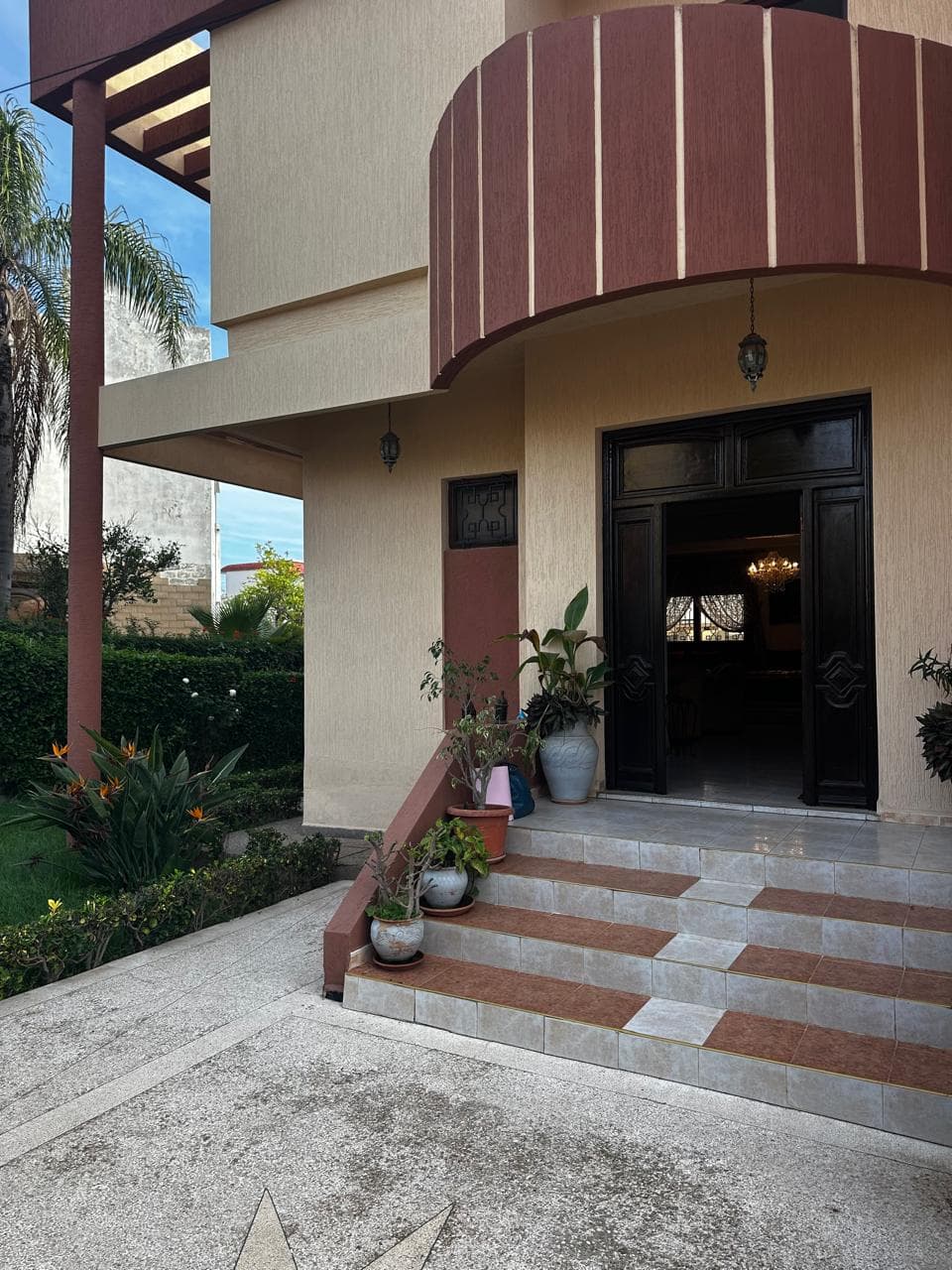  À Vendre : Villa Spacieuse 3 Façades à Bir Rami Ouest – 400m² de Terrain  - 1