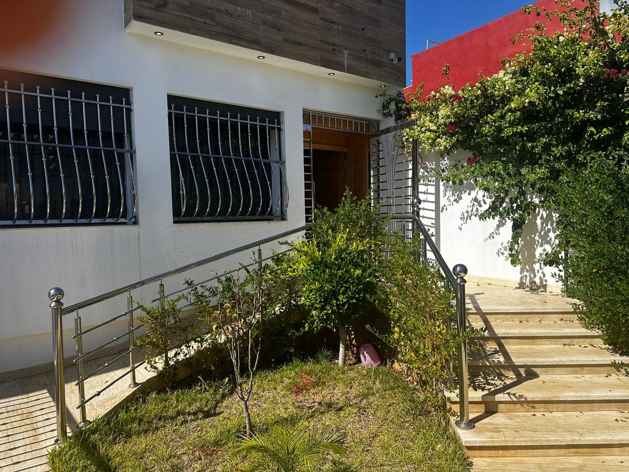 Vente d’une Villa jumelée de 270m² avec jardin, garage et terrasse  - GOLF (KENITRA) - 2